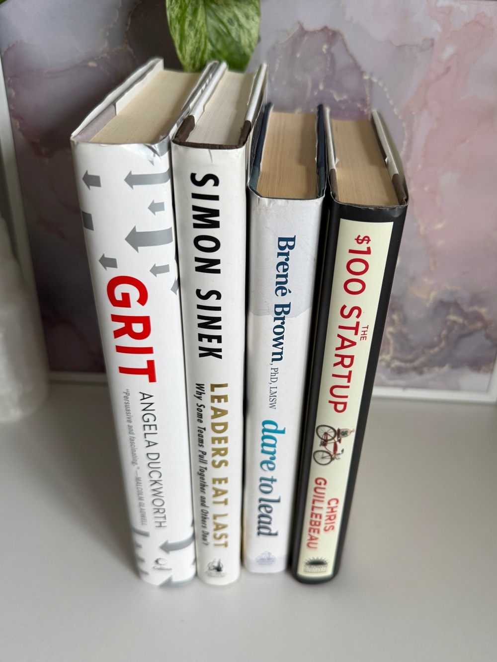 📚Leadership & Growth Bundle | Mindset, Business &
Confidence Reads
